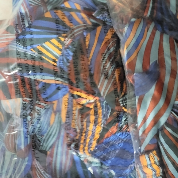 Women's Long Balloon Sleeve Button Up Multi Print Cropped Blouse Top - Picture 5 of 5